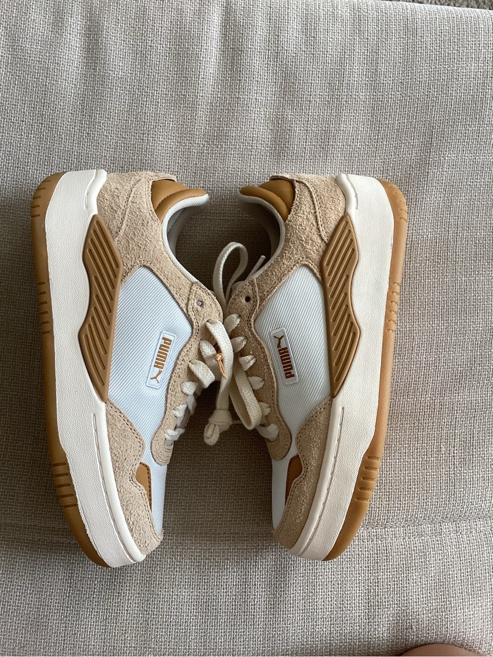 Puma Women’s Cream & Tan Low-Top Sneakers - Picture 4 of 8